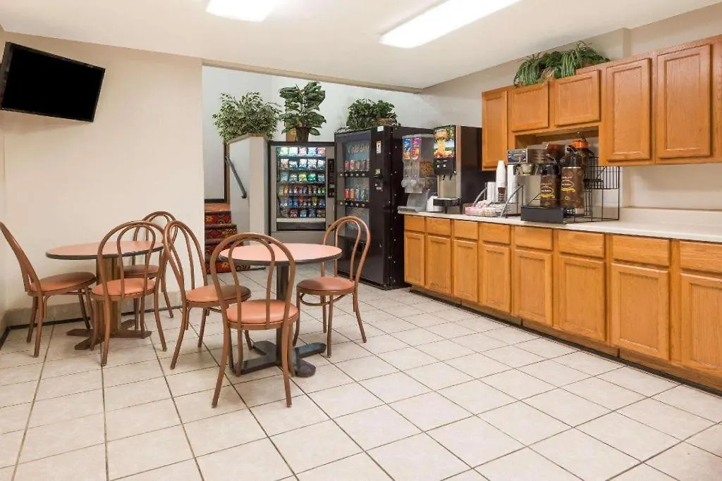 Quality Inn & Suites Earth City United States